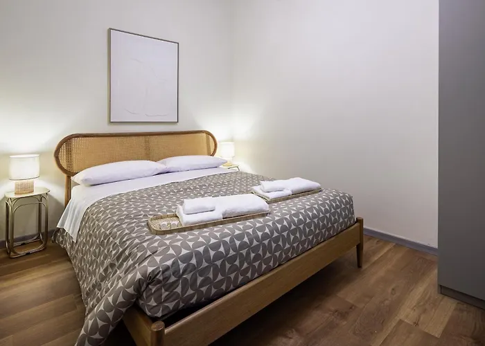 Small Luxury In Centro Storico Apartment Parma