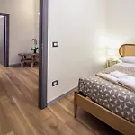 Small Luxury In Centro Storico * Parme
