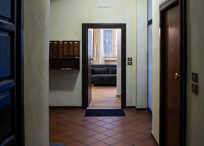 Small Luxury In Centro Storico Апартаменти Парма